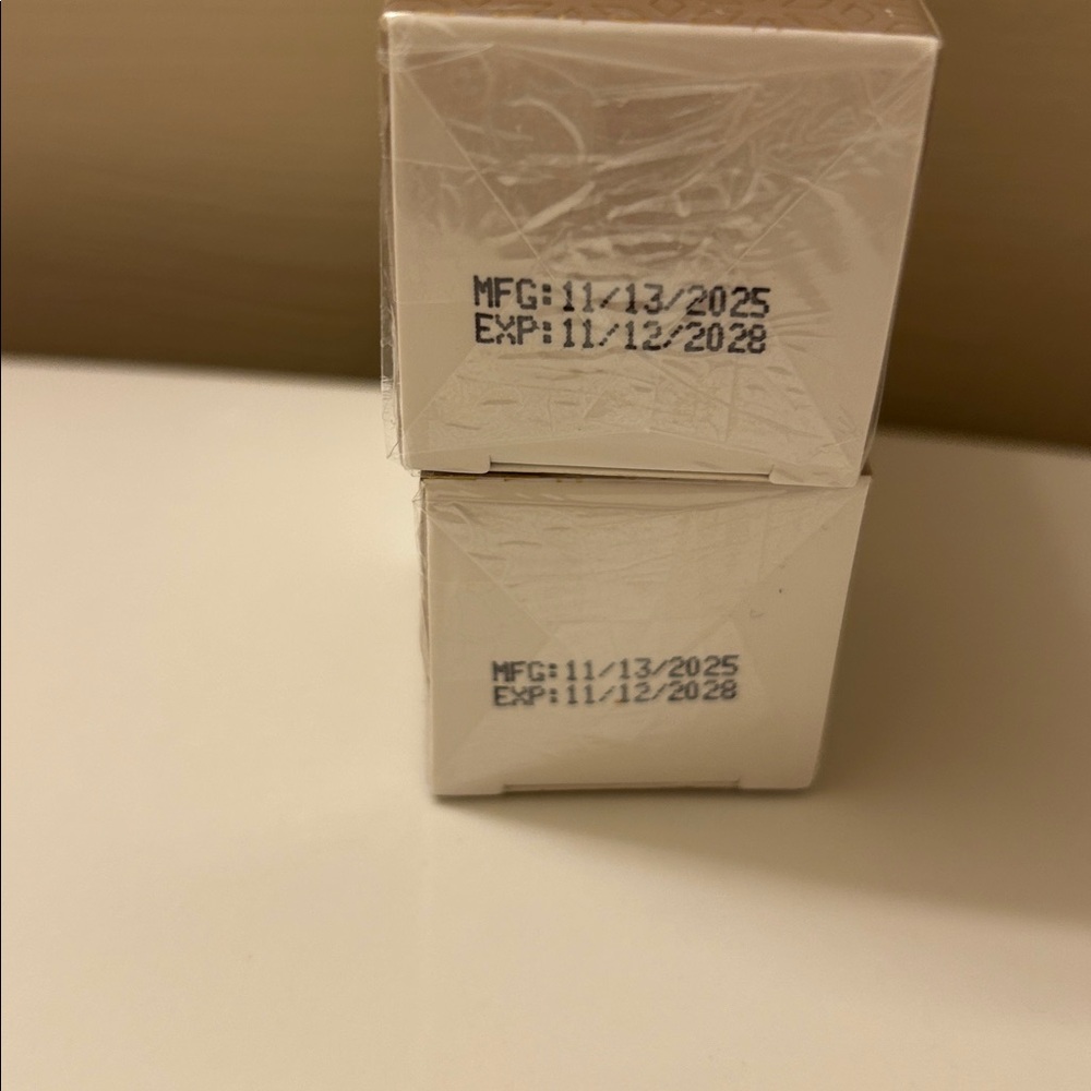 Volufiline serum. 2 unopened bottles - Picture 3 of 6